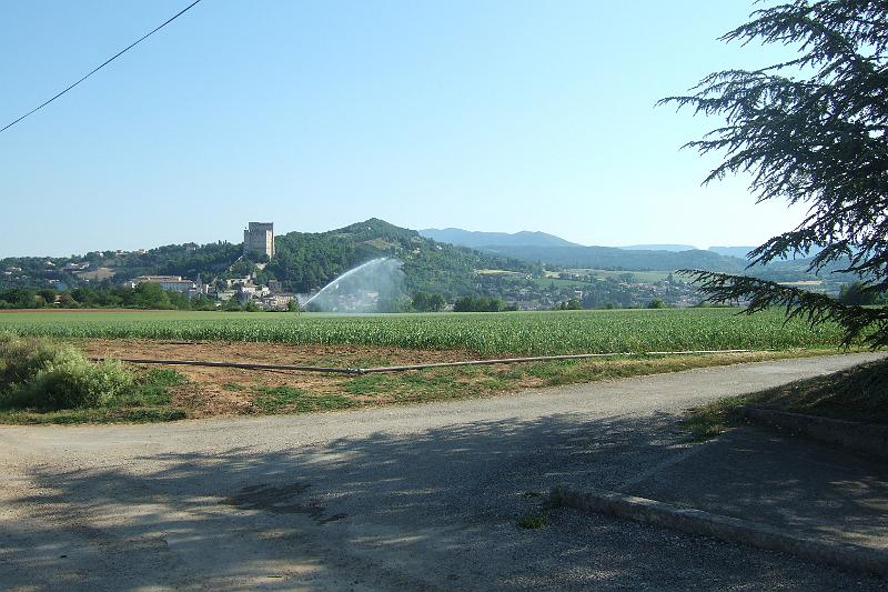 2011-05- (1482).JPG - Ein Blick zurück: Crest und der Donjon